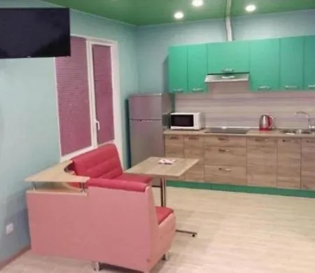 жк патриотика, метро позняки второй этаж Apartment *